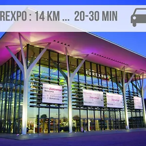 https://m-select-garden.hotels-rhonealpes.com