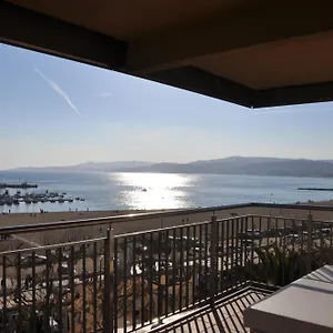 https://passeig-del-mar-3-apartament.catalonia-hotels.com